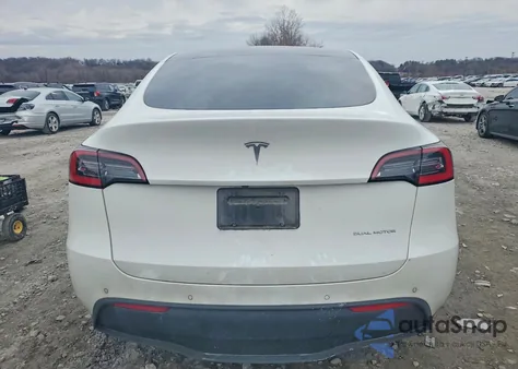 2021 Tesla Model Y z USA, uszkodzony, nr VIN 5YJYGDEE2MF188019